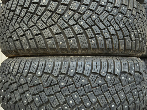 R15 Continental 185/55/15 - 8mm - 100% naelad - paigaldus