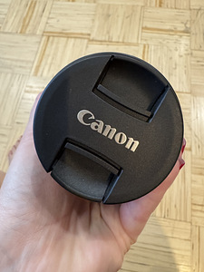Canon EF-S 55–250mm f/4–5.6 IS II (1 foto / 4)