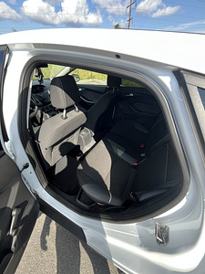 Ford Focus (4 фото из 13)