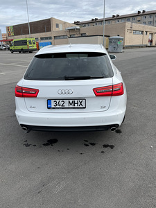 Audi a6c7 (10 фото из 11)