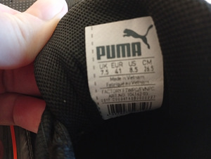 Кроссовки Puma (3 фото из 3)
