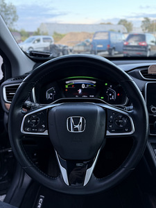 Honda CR-V Executive Navi Hybrid AWD 2.0 107кВ (15 фото из 15)