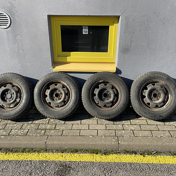 Audi 80 B3 4x108 14-tolli plekkveljed+Yokohama talverehvid