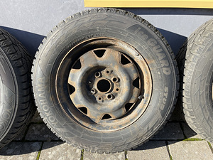 Audi 80 B3 4x108 14-tolli plekkveljed+Yokohama talverehvid (2 foto / 7)