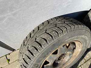 Audi 80 B3 4x108 14-tolli plekkveljed+Yokohama talverehvid (3 foto / 7)