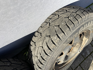 Audi 80 B3 4x108 14-tolli plekkveljed+Yokohama talverehvid (6 foto / 7)
