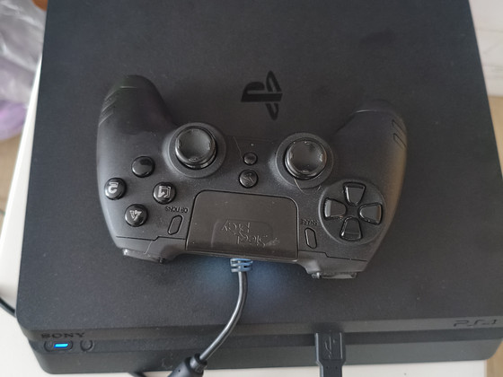 Playstation 4 slim(goldhen)