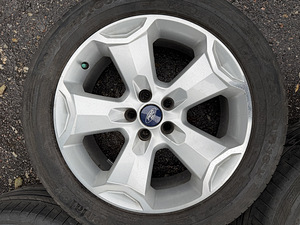 18" оригинальные диски Ford 5x108 + летние шины 235/50/18 (6 мм) (4 фото из 10)