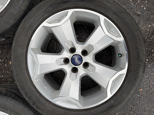 18" оригинальные диски Ford 5x108 + летние шины 235/50/18 (6 мм) (5 фото из 10)