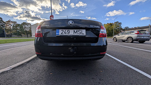 Škoda Octavia 1.0 TSI 85 kW, 2019 (4 foto / 15)