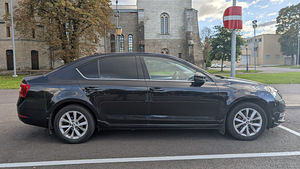 Škoda Octavia 1.0 TSI 85 kW, 2019 (5 foto / 15)