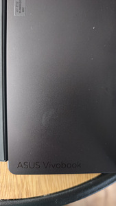 ASUS Vivobook 13 Slate OLED Hybrid Notebook (7 foto / 9)