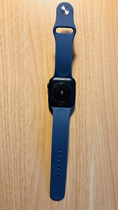 Apple Watch SE 2024 GPS + LTE 44 мм — 100% аккумулятор (4 фото из 6)