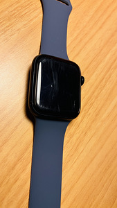 Apple Watch SE 2024 GPS + LTE 44 мм — 100% аккумулятор (5 фото из 6)