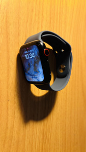 Apple Watch SE 2024 GPS + LTE 44 мм — 100% аккумулятор (6 фото из 6)