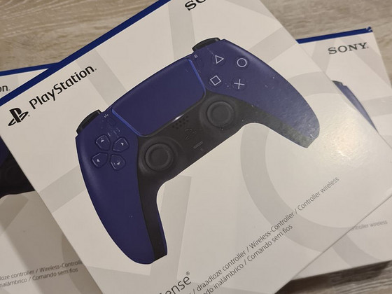 PlayStation 5 DualSense Wireless Controller