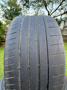 Летние шины Bridgestone R21 275/35 & 325/30 (3 фото из 4)