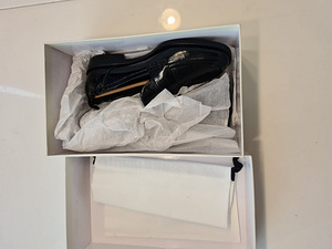 3.1 Phillip Lim — originaalsed lakknahast kingad (3 foto / 3)