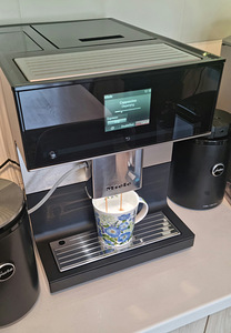 Miele CM 7550 tipklassi täisautomaatne kohvimasin (2 foto / 4)