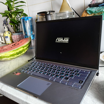 Sülearvuti ASUS ZenBook UM431D