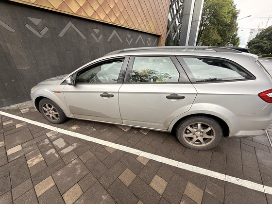 Ford mondeo