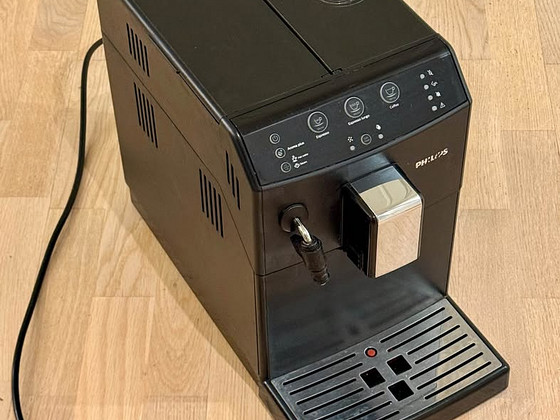 Полностью автоматическая кофемашина Philips