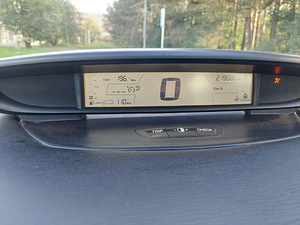 Citroen c4 (8 foto / 14)