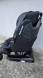 Maxi Cosi Titan Pro turvatool (4 foto / 10)