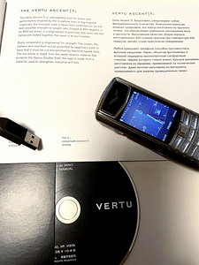 Vertu Ascent Ti Red (4 foto / 10)