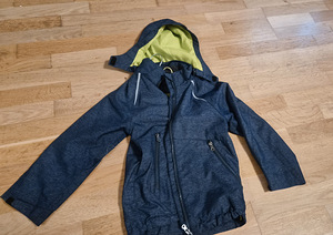Tuulekindel jope. H&M 116 (3 foto / 3)