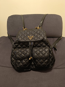 Рюкзак Guess (1 фото из 7)