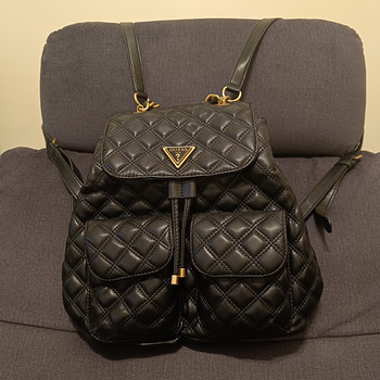 Рюкзак Guess