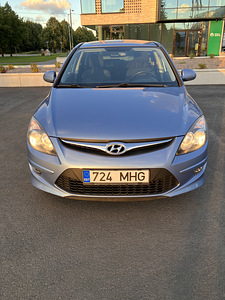 Hyundai i30 (4 фото из 15)