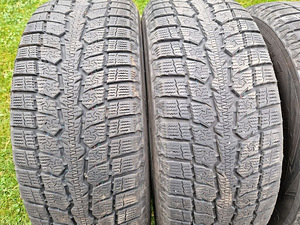 225/60 R18 Toyo Observe GSi-6 lamellid (3 foto / 3)