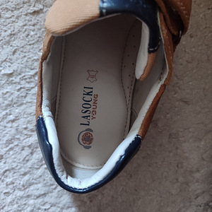 Uued nahast poolsaapad Lasocki Young, suurus 35 (originaalka (6 foto / 8)