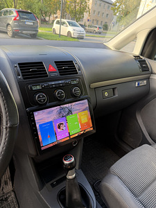 Vw touran (3 foto / 6)