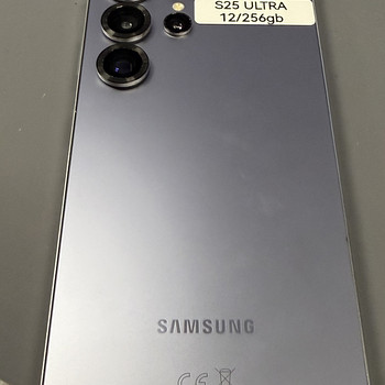 Samsung Galaxy S25 Ultra 12/256Gb Silver в хорошем состоянии