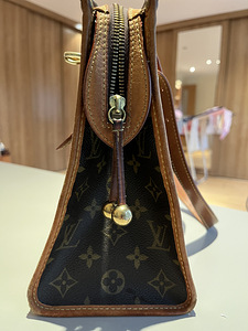 Сумка Louis Vuitton (2 фото из 3)