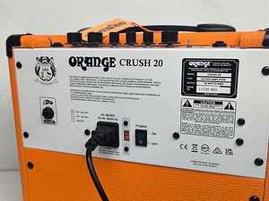 Усилитель для электрогитары Orange Crush 20 (3 фото из 3)