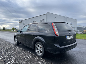 Ford Focus 1.8TDCi 85kW (3 foto / 8)