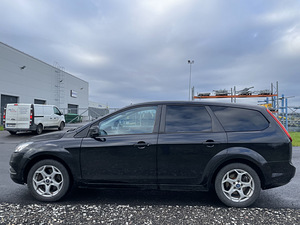 Ford Focus 1.8TDCi 85kW (2 foto / 8)