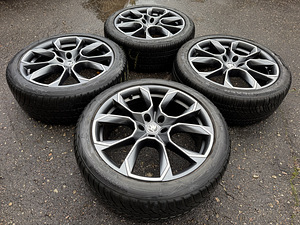 20" Skoda originaalveljed 5x112 + 235/45/20 m+s (3 foto / 9)