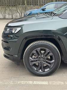 Jeep Compass 80th Anniversary Edition 2021 (3 фото из 11)