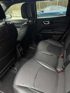 Jeep Compass 80th Anniversary Edition 2021 (5 фото из 11)