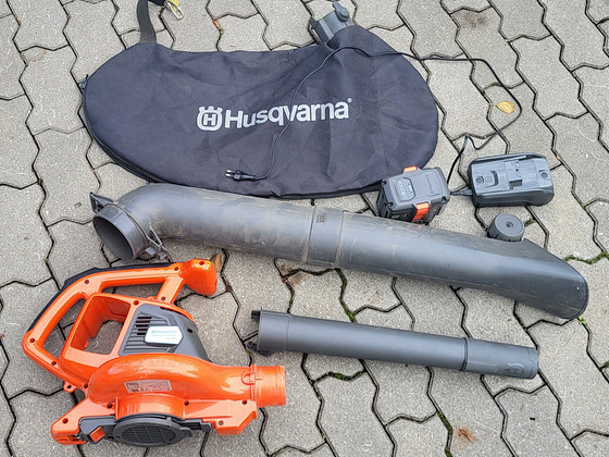 HUSQVARNA Воздуходувка/пылесос для листьев 120iBV