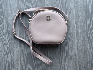 FURLA crossbody kott (1 foto / 6)