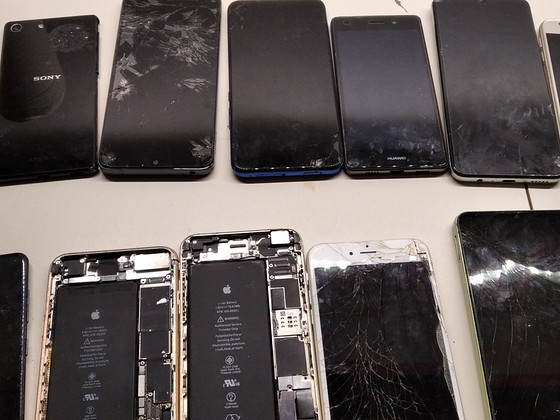 Telefonid varuosadeks