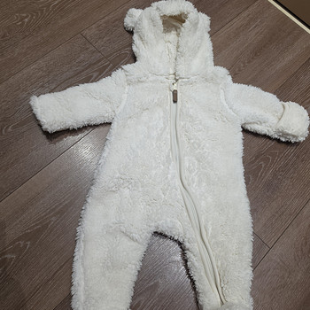 Plüüsist kombinesoon H&M suurus 56