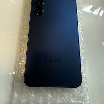 SAMSUNG S25 12/128GB