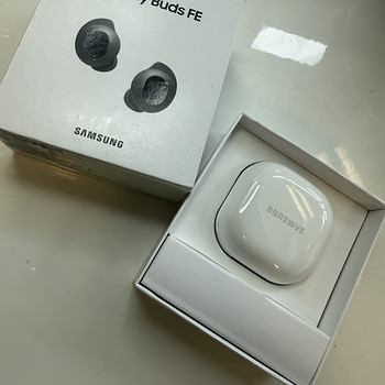 SAMSUNG BUDS FE